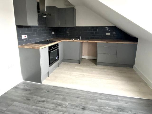 High Street, Barry CF62, 1 bed flat to rent, £725 pcm | PrimeLocation