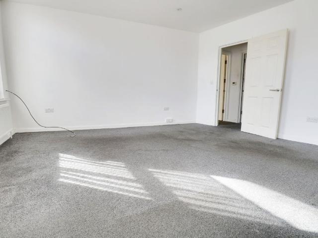 High Street, Beckenham BR3, 1 bed flat to rent, £1,200 pcm | PrimeLocation