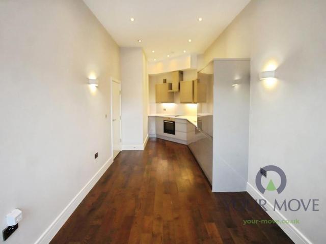 High Street, Bedfordshire MK40 1 bed flat to rent £1,050 pcm £242 pw
