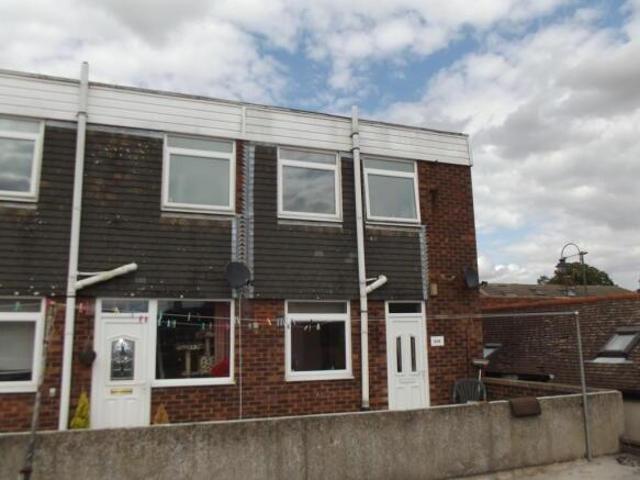 High Street, Biggleswade, SG18 2 bed flat to rent £1,150 pcm £265 pw