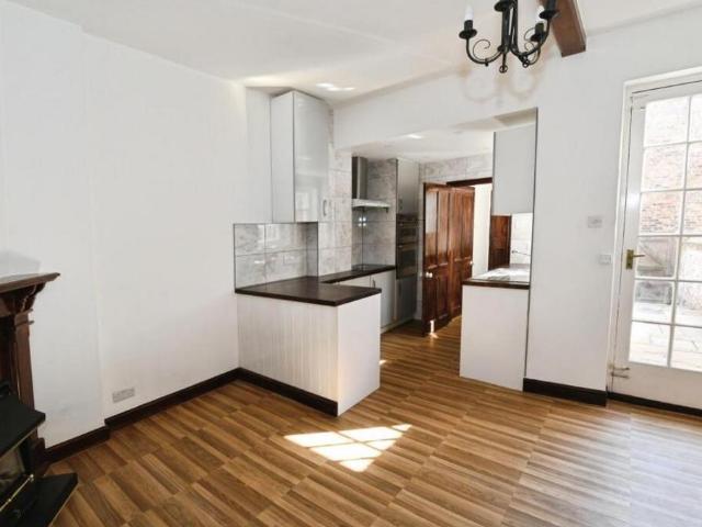 High Street, BOSTON 3 bed house to rent £825 pcm £190 pw