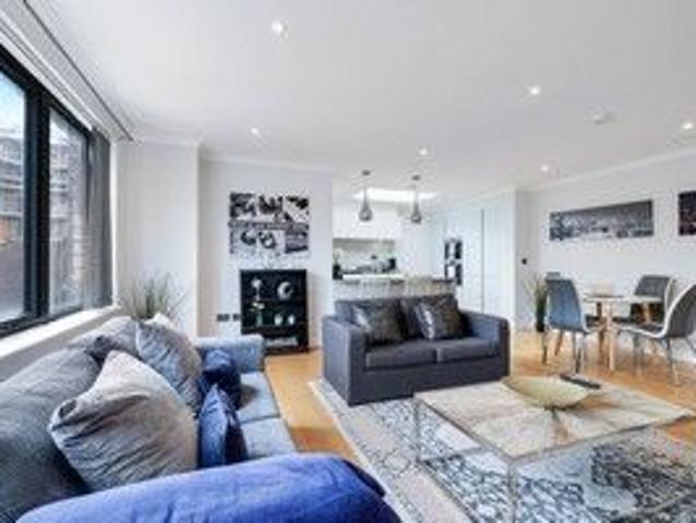 High Street, Brentford TW8, 2 bed flat to rent, £4,000 pcm | PrimeLocation