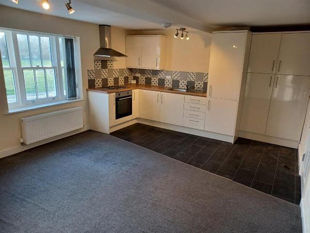 High Street, Burton On Trent DE14, 1 bed flat to rent, £650 pcm | PrimeLocation