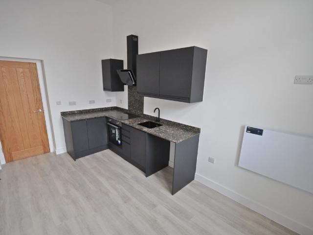 High Street, Burton On Trent DE14, 1 bed flat to rent, £695 pcm | PrimeLocation