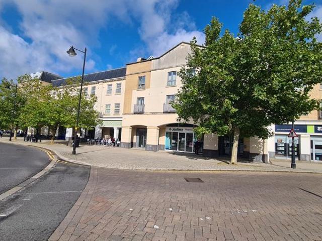 High Street, Cambourne CB23, 2 bed flat to rent, £1,150 pcm | PrimeLocation