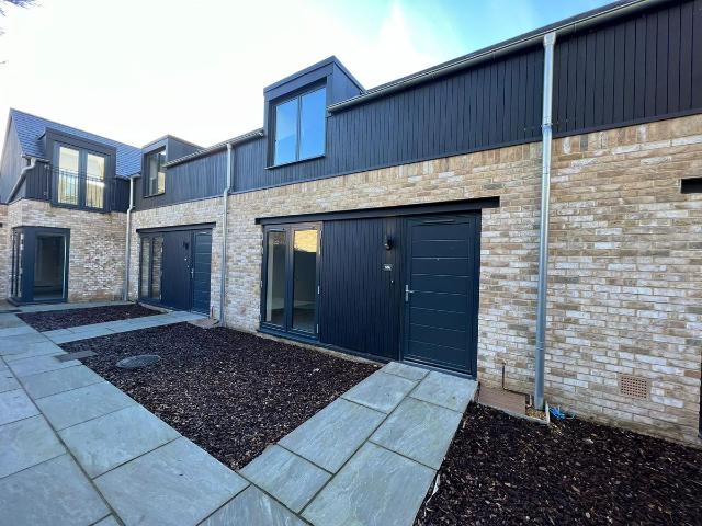 High Street, Chesterton, Cambridge CB4, 1 bed terraced house to rent, £1,500 pcm | PrimeLocation
