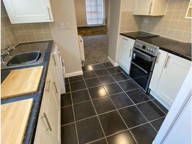 High Street, Chipping Norton OX7, 1 bed flat to rent, £1,015 pcm | PrimeLocation