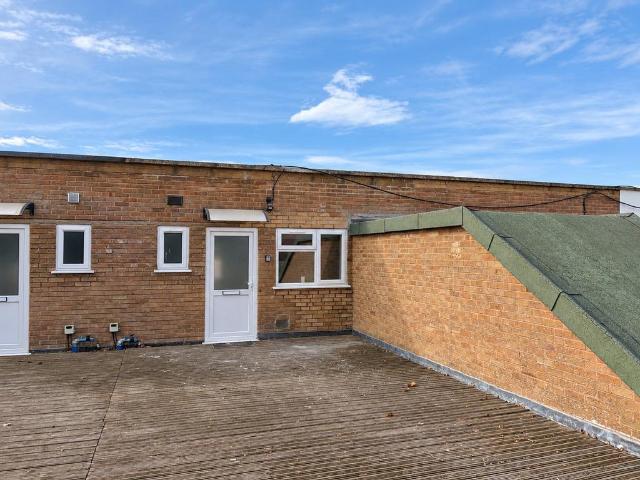 High Street, Cradley Heath B64 1 bed apartment to rent £850 pcm £196 pw