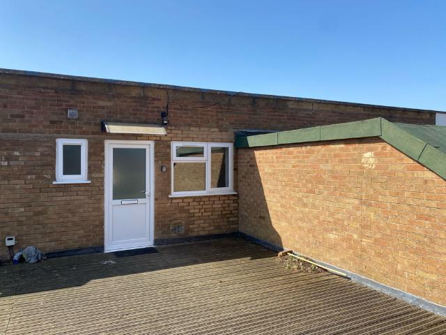 High Street, Cradley Heath B64 1 bed flat to rent £800 pcm £185 pw