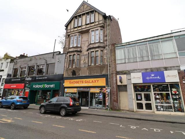 High Street, Dumbarton, G82 2 bed apartment to rent £900 pcm £208 pw