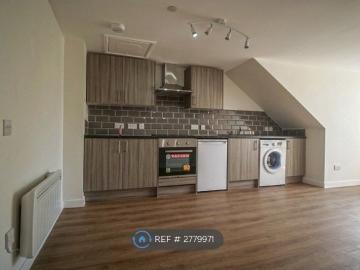 High Street, Dumbarton G82, 2 bed flat to rent, £715 pcm | PrimeLocation