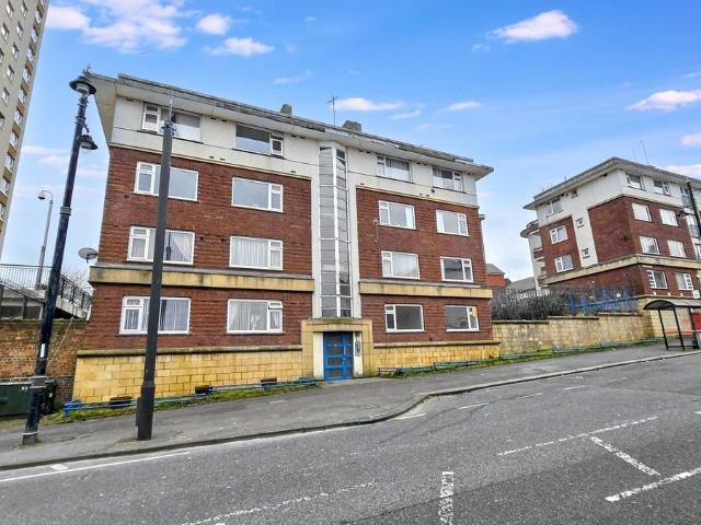 High Street East, Sunderland SR1, 2 bed flat to rent, £625 pcm | PrimeLocation