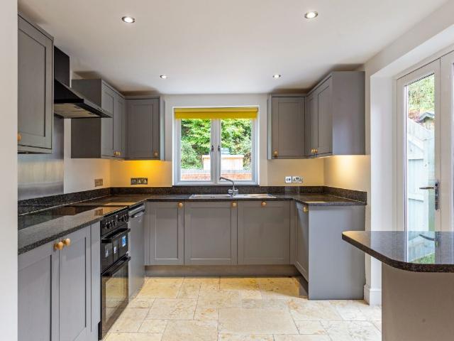 High Street, Easterton, Devizes SN10, 2 bed detached house to rent, £1,350 pcm | PrimeLocation