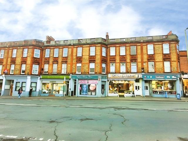 High Street, Egham, Surrey TW20, 1 bed flat to rent, £1,250 pcm | PrimeLocation