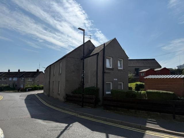 High Street, Errol, Perth PH2, 2 bed flat to rent, £750 pcm | PrimeLocation