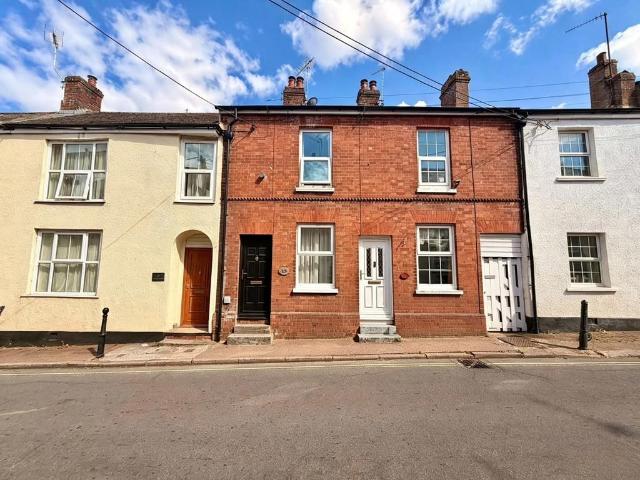 High Street, Exeter EX2 2 bed terraced house to rent £925 pcm £213 pw
