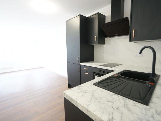 High Street, Grays RM17, Studio to rent, £1,100 pcm | PrimeLocation