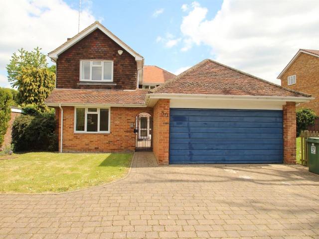 High Street Green, Hemel Hempstead HP2, 3 bed detached house to rent, £2,500 pcm | PrimeLocation