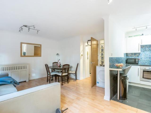 High Street, Guildford 1 bedroomProperty for lettings Seymours