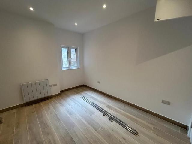 High Street, Guildford, Surrey, GU1