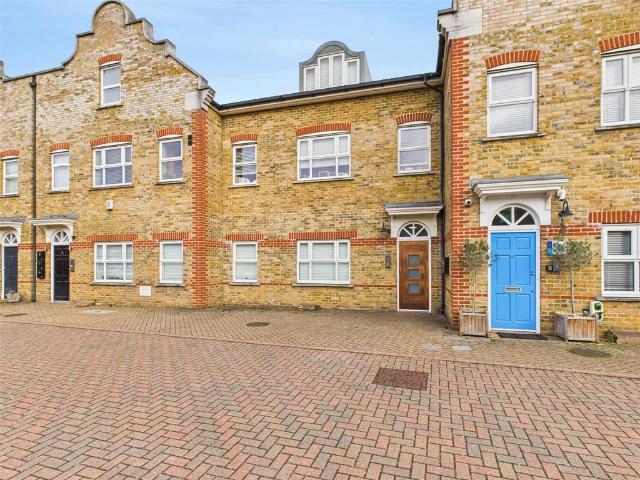 High Street, Hampton Hill 1 bed apartment to rent £1,850 pcm £427 pw