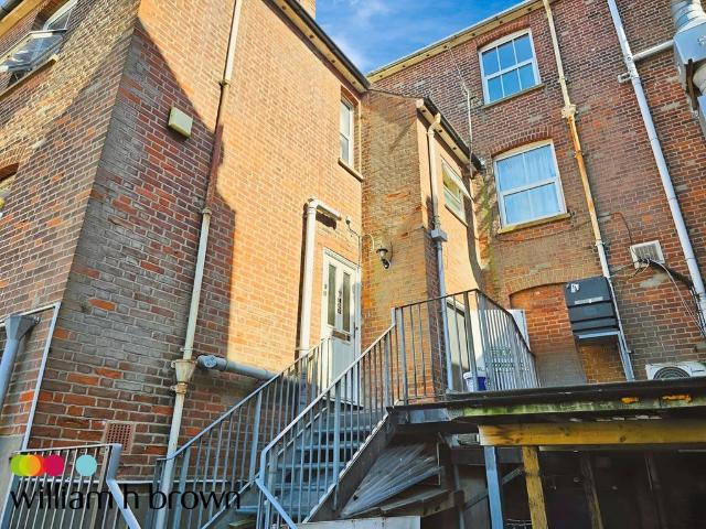 High Street, Harwich 1 bed flat to rent £700 pcm £162 pw