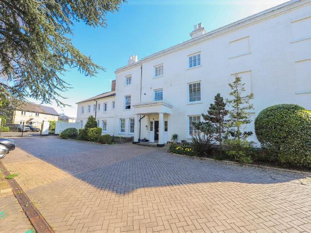 High Street, Harefield UB9, 2 bed flat to rent, £1,800 pcm | PrimeLocation
