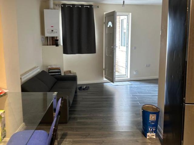 High Street, Harrow, Greater London HA3, 2 bed flat to rent, £1,600 pcm | PrimeLocation