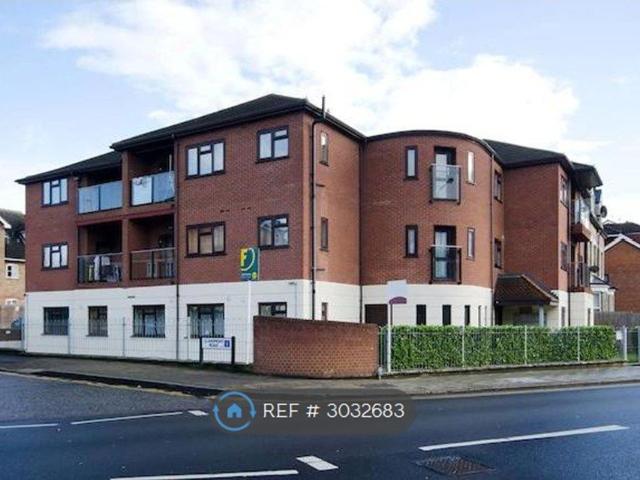 High Street, Harrow HA3, 2 bed flat to rent, £1,850 pcm | PrimeLocation