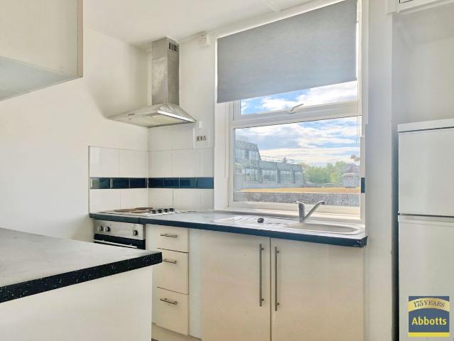 High Street, Haverhill CB9, 2 bed flat to rent, £1,050 pcm | PrimeLocation