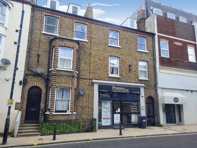 High Street, Herne Bay 3 bed apartment to rent £1,250 pcm £288 pw