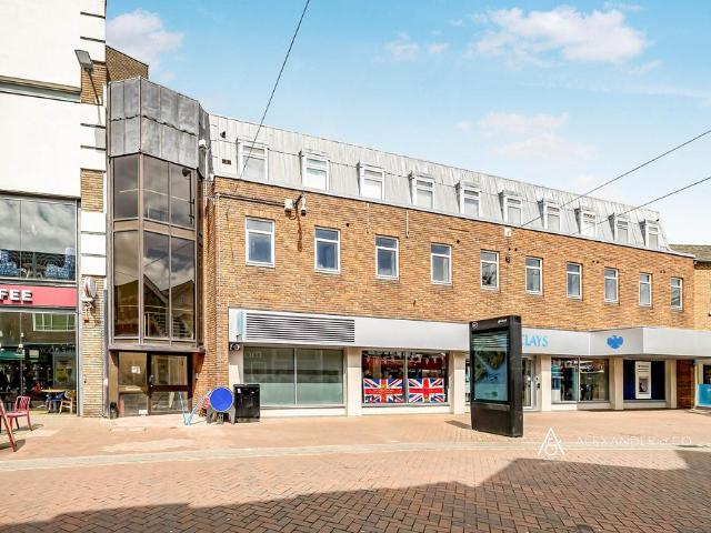 High Street, High Street HP20 1 bed flat to rent £950 pcm £219 pw