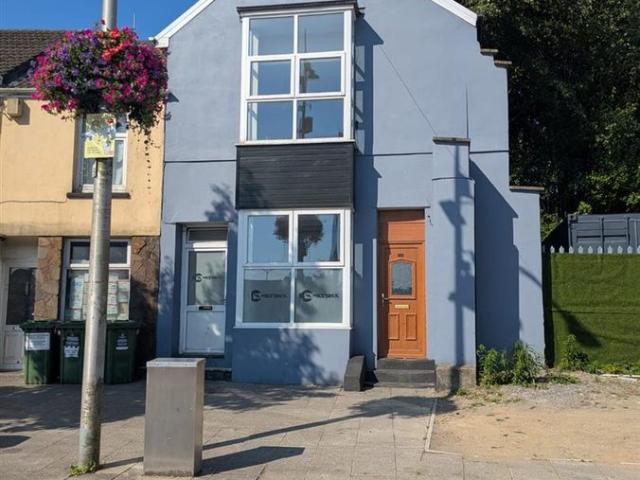 High Street, Hirwaun, Aberdare CF44, 1 bed flat to rent, £600 pcm | PrimeLocation