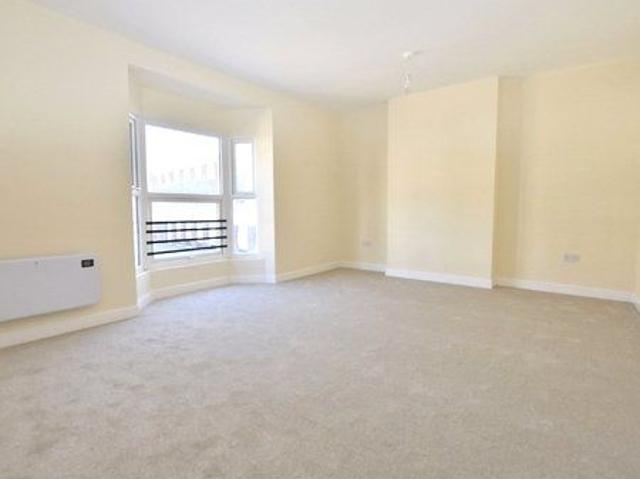 High Street, Horley, Surrey, RH6