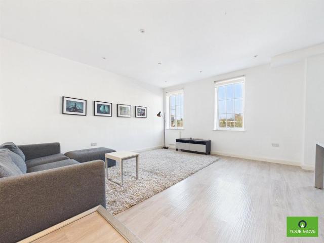 High Street, Hornchurch RM12 1 bed flat to rent £1,450 pcm £335 pw