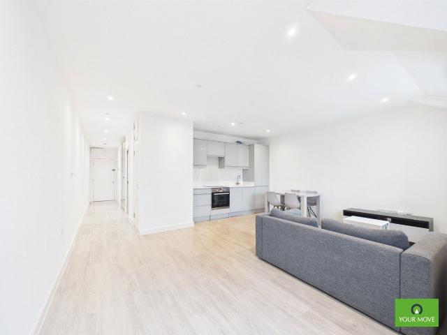 High Street, Hornchurch RM12, 1 bed flat to rent, £1,450 pcm | PrimeLocation
