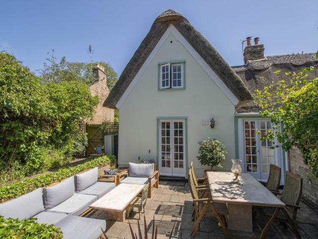 High Street, Horningsea, Cambridge CB25, 2 bed cottage to rent, £1,850 pcm | PrimeLocation