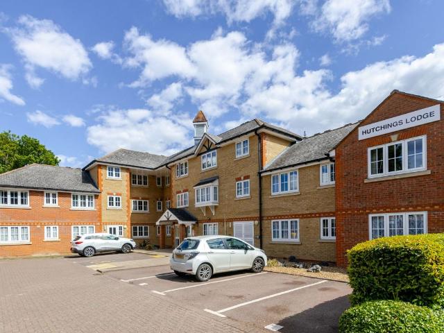 High Street, Hutchings Lodge High Street WD3, 2 bed flat to rent, £1,550 pcm | PrimeLocation