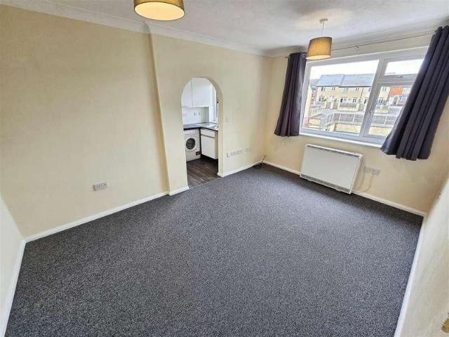 High Street, Irthlingborough, Northants, NN9
