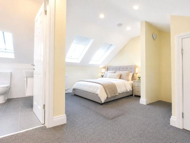 High Street, Kent BR7, 1 bed flat to rent, £1,450 pcm | PrimeLocation