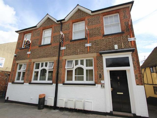 High Street, Kings Langley 1 bed apartment to rent £1,150 pcm £265 pw