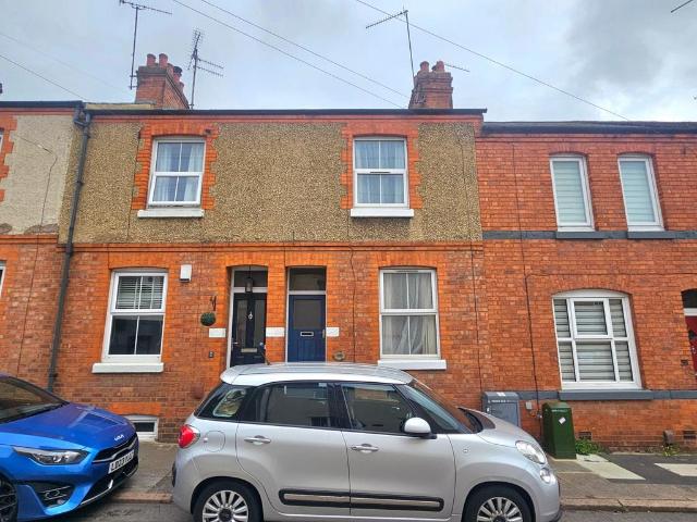 High Street, Kingsthorpe, NN2 6QF 2 bed terraced house to rent £900 pcm £208 pw