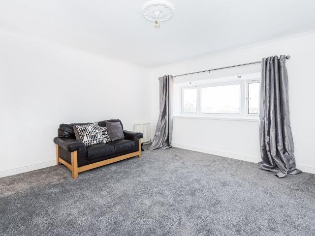 High Street, Kingston Upon Thames KT1, 2 bed flat to rent, £1,650 pcm | PrimeLocation