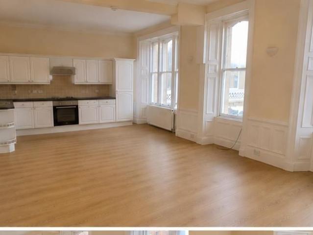 High Street, Kirriemuir DD8, 2 bed flat to rent, £650 pcm | PrimeLocation