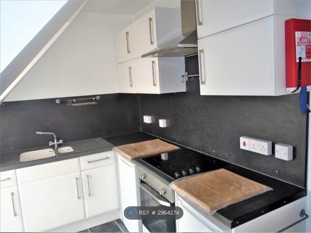 High Street, Laurencekirk AB30, 2 bed flat to rent, £599 pcm | PrimeLocation
