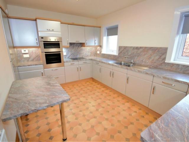 High Street, Leslie KY6, 3 bed flat to rent, £750 pcm | PrimeLocation