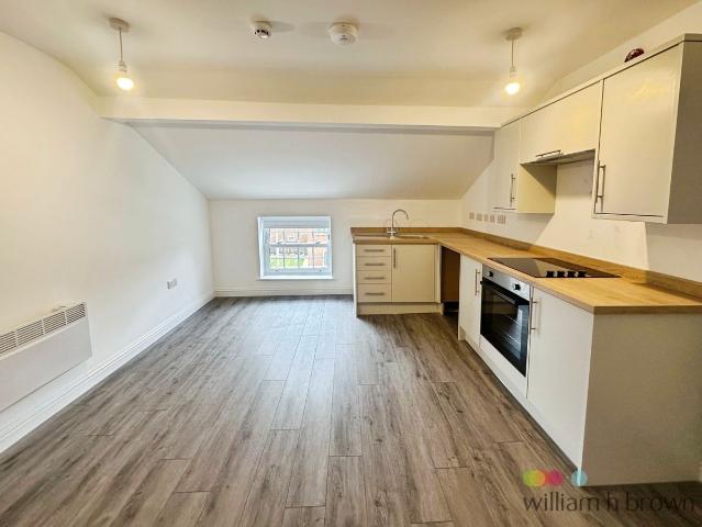 High Street, Lincoln LN5, 1 bed flat to rent, £850 pcm | PrimeLocation