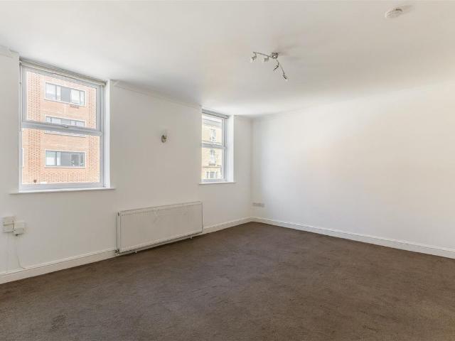 High Street, London W3, 1 bed flat to rent, £1,475 pcm | PrimeLocation