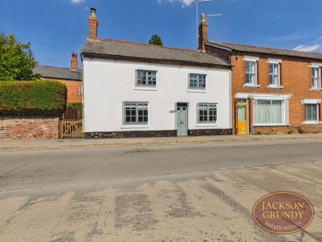 High Street, Long Buckby NN6, 3 bed cottage to rent, £1,400 pcm | PrimeLocation