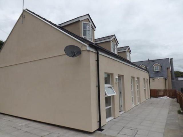 High Street, Llangefni LL77, 1 bed property to rent, £600 pcm | PrimeLocation